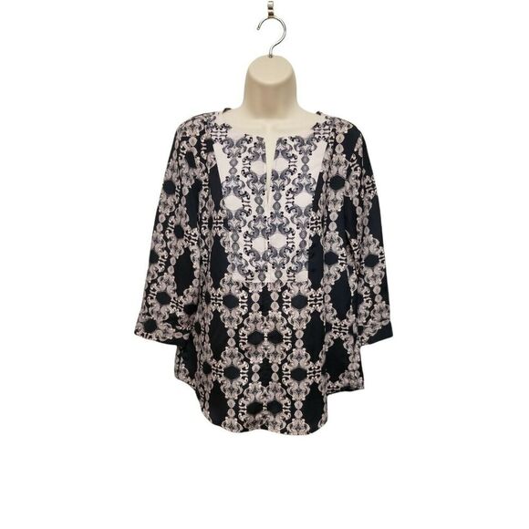 The Limited Women's Sz M Top Black & Ivory print V-Neck 3/4 Sleeves With Buttons - Picture 1 of 7